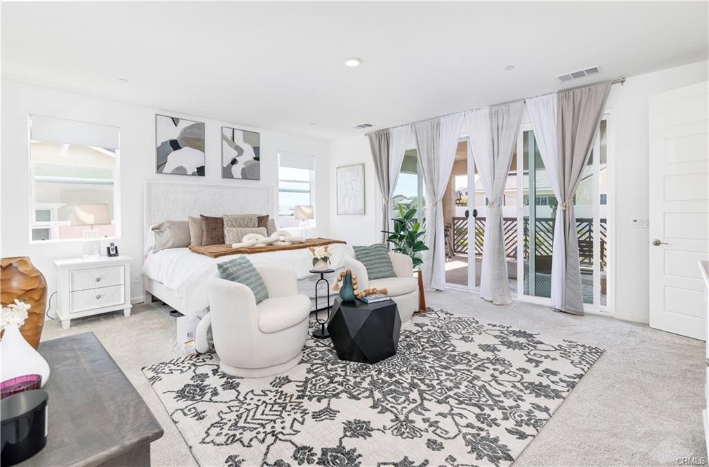 Bright primary suite at 32472 Toyon Road